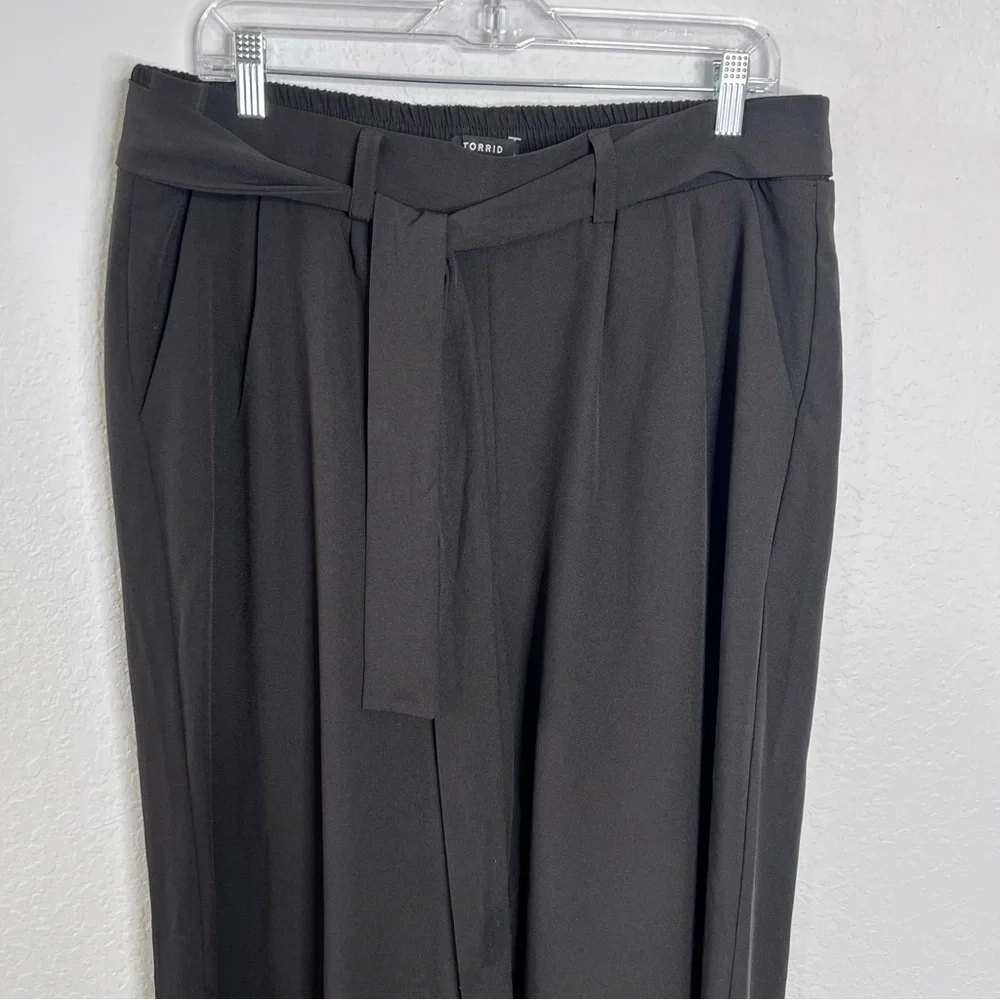 Torrid Wide Leg Pants Womens 1X 14 16 Crepe Tie Front Black High Rise V